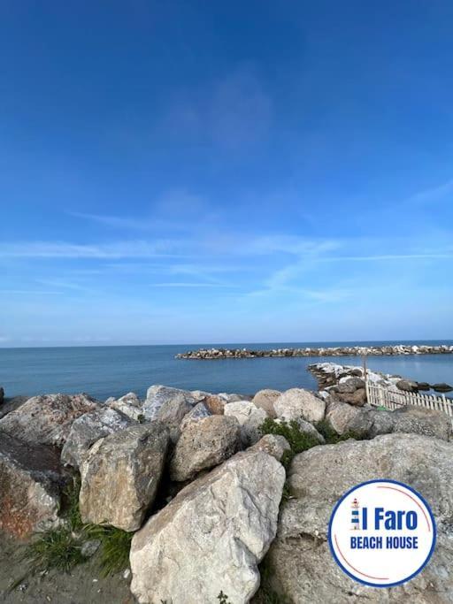 Il Faro Beach House Marina Di Pisa Exterior foto